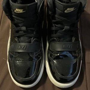Air Jordan Legacy 312 (GS) Boy's Size 3y